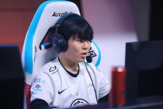 PUBG赛事韩国选手创百杀里程碑引发热议